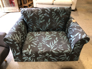 Patterned Grey & Blue Snuggler Seat