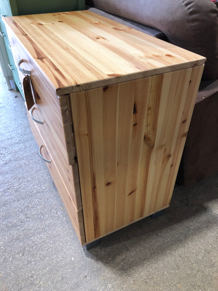 Pine Chest of 3 Drawers
