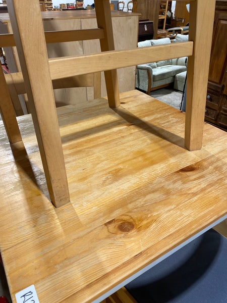 REF - Small Dining Table & 3 Chairs