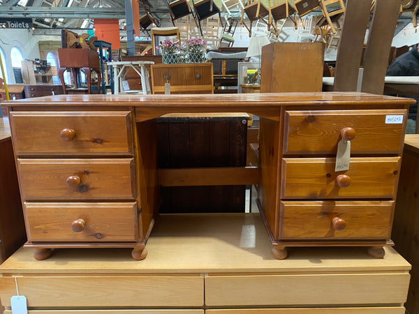 Pine 6 Drawer Dressing Table