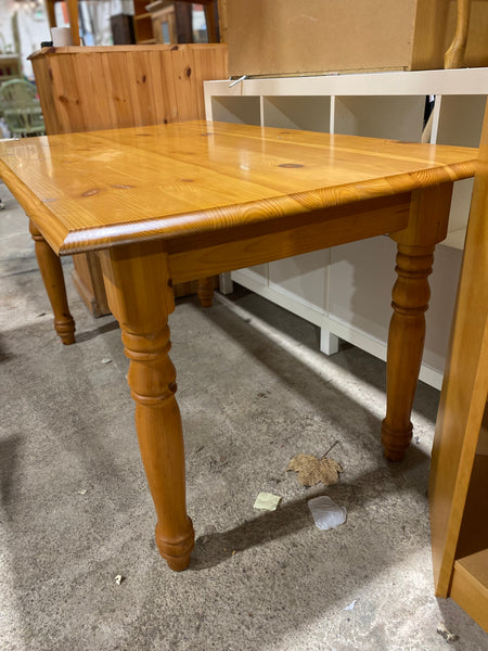 GHC - Pine Dining Table