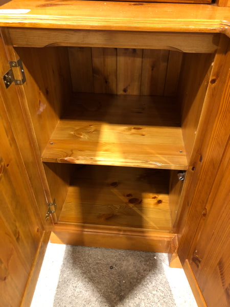 Large Pine Dresser