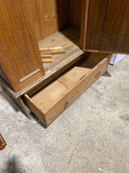 Rustic Pine Single Wardrobe - PROJECT