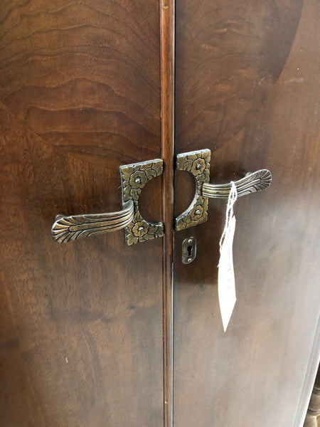Vintage Single Wardrobe