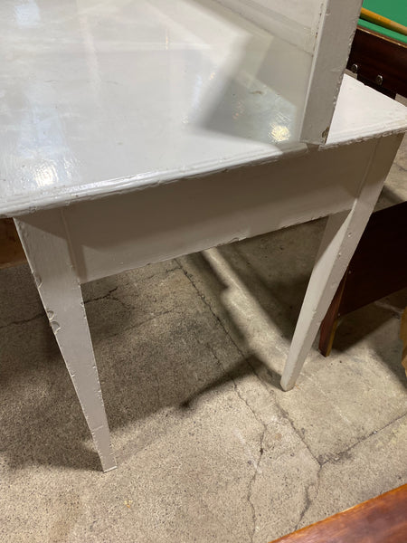 Dressing Table with Trifold Mirror