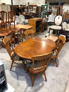 Ornate Solid Oak Extendable Dining Table & 4 Chairs