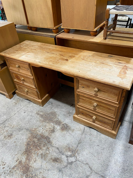 Pine Desk with drawers