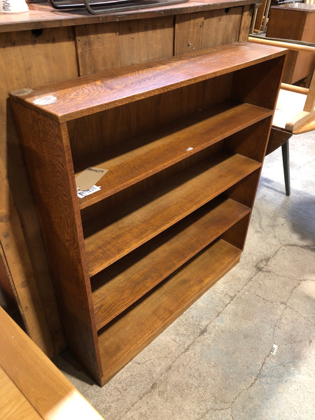 GHC - Vintage Small Wooden Bookshelf