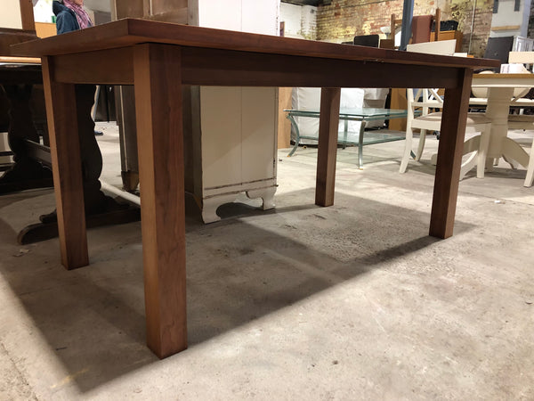 Extendable Veneer Dining Table