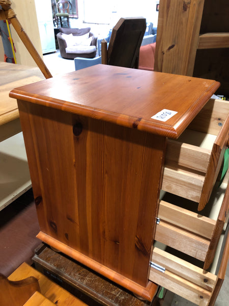 REF - Pine Bedside Table
