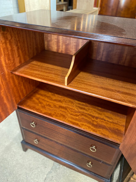 Stag Linen Cupboard