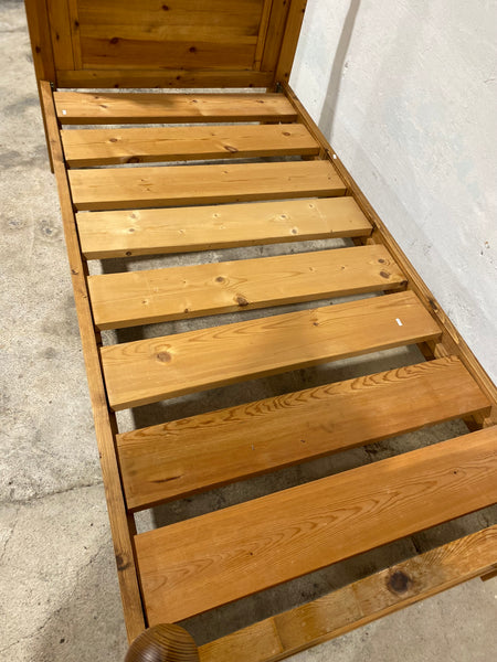 GHC - Solid Pine Single Bedframe