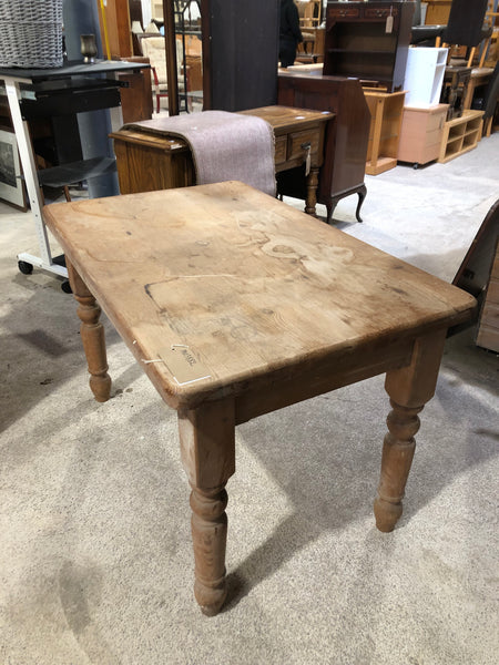 GHC - Rustic Solid Pine Farmhouse Kitchen Table