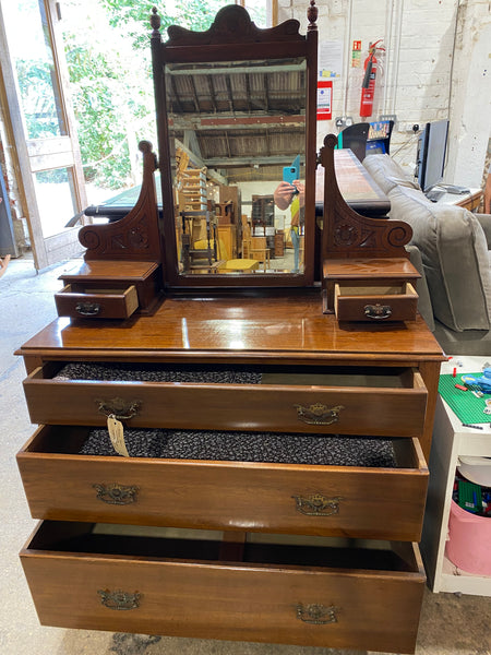 Dressing Chest with Mirror GHC