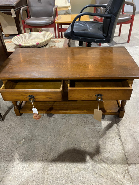 Old Charm Coffee Table