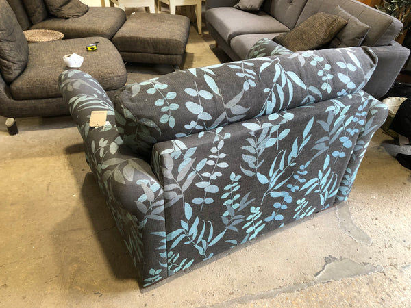 Patterned Grey & Blue Snuggler Seat