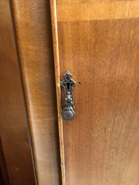 Antique Gentleman’s Wardrobe