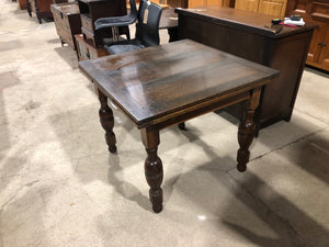 Oak drawer leaf table.