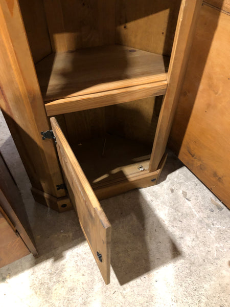 GHC - Pine Narrow Corner Unit