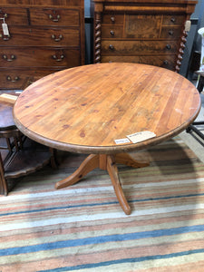 Solid Pine Oval Table
