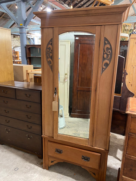 Vintage Single Door Wardrobe