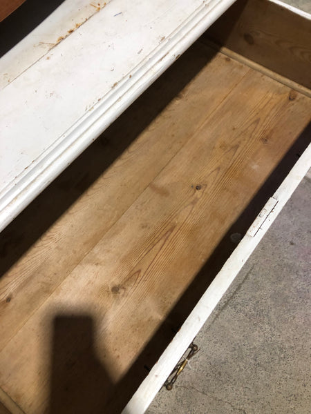 White Painted Pine Chest of 3 Drawers