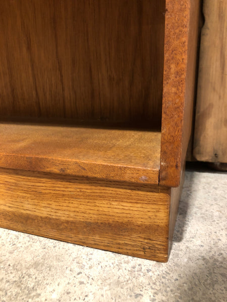 GHC - Vintage Small Wooden Bookshelf