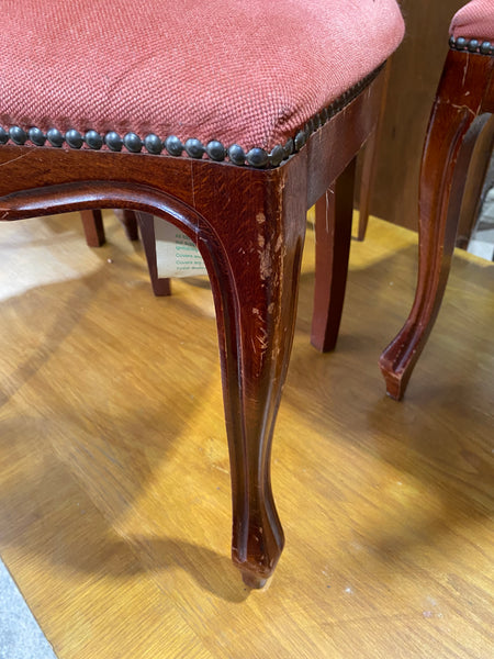 GHC - Repro Buttonback Chair