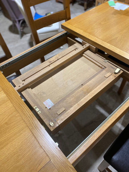 REF - Extending Dining Table & 5 Chairs
