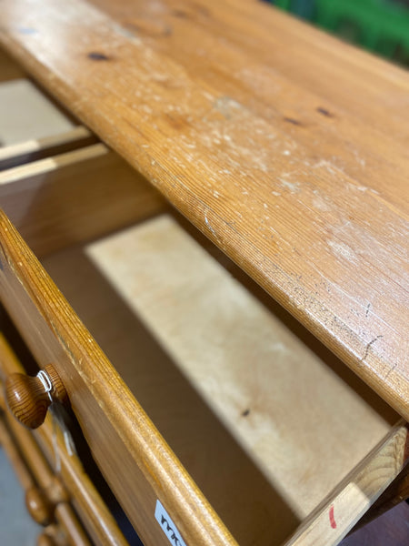 Pine Chest of Drawers