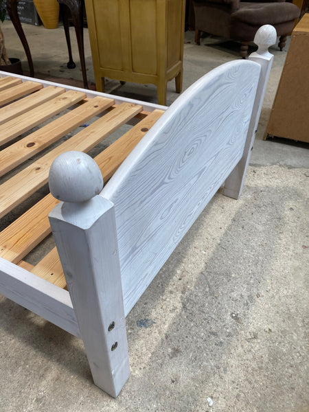 REF - White Painted Wooden Single Bedframe