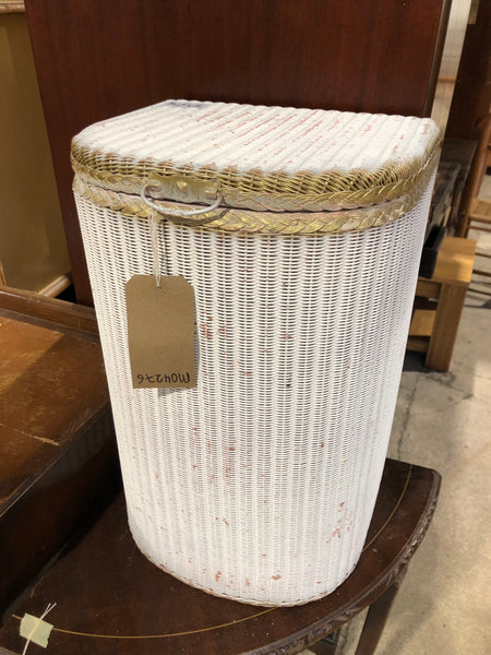 GHC - Lloyd Loom Style Laundry Basket