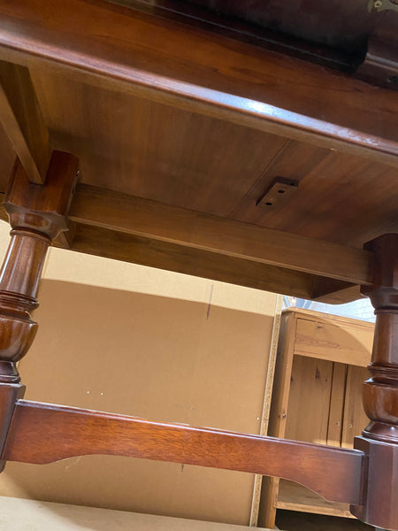 Mahogany Extendable Dining Table