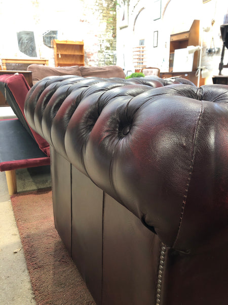 Classic Chesterfield Leather Armchair In Oxblood Red