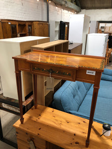 GHC - Console Table with Decorative Floral Detail