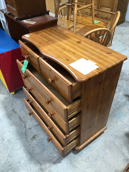 Pine Chest of Drawers - REF