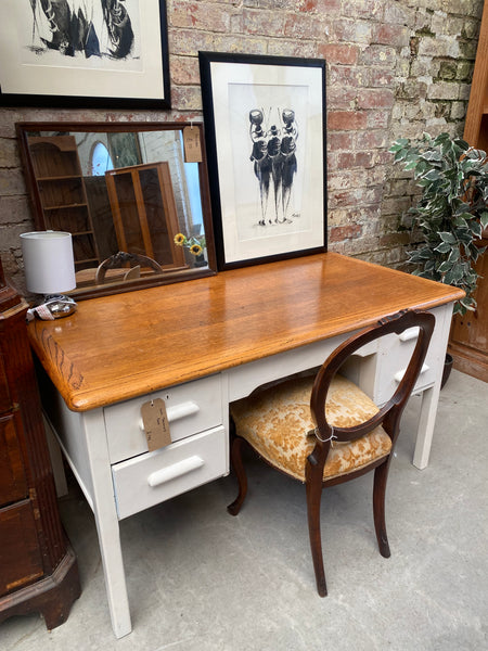 Oak Teachers Desk