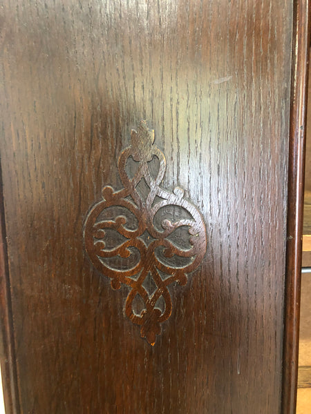 Vintage Single Wardrobe