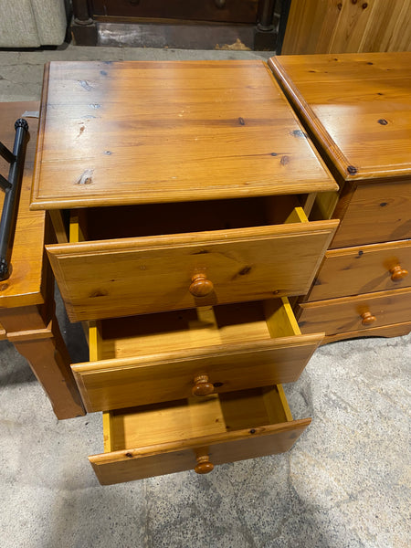 Pair of Bedside Tables REF