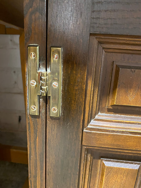 Toledo Solid wood display cabinet with glass frontage
