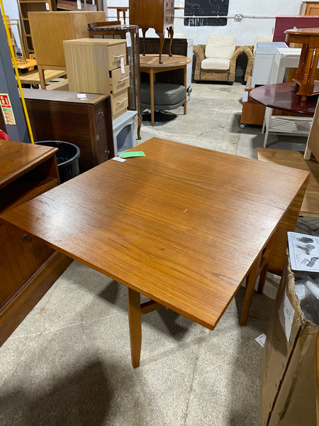 REF - Drop Leaf Dining Table