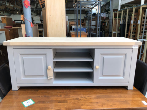 GHC - Cotswold Company Oak Top Grey TV Stand