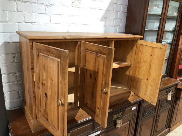 GHC - Rustic Pine Compact Sideboard