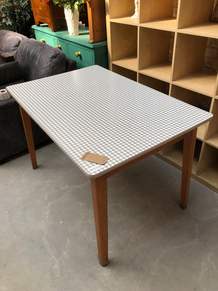 GHC - Mid Century Style Gingham Top Kitchen Table