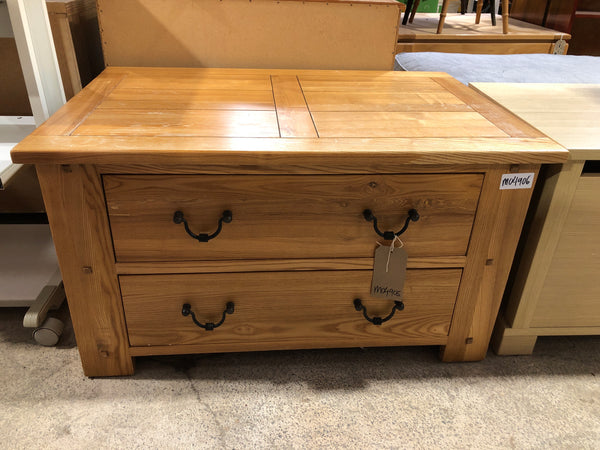 Oak Low Chest of 2 Drawers
