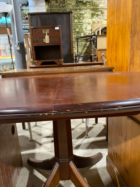 Mahogany Extendable Dining Table