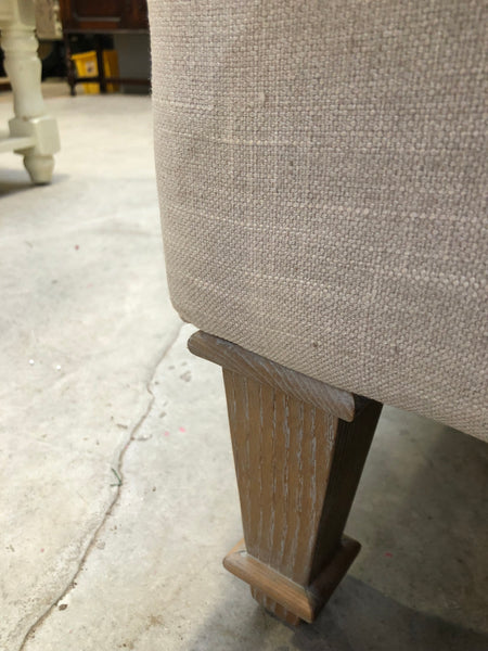 Cream Chesterfield Style Sofa