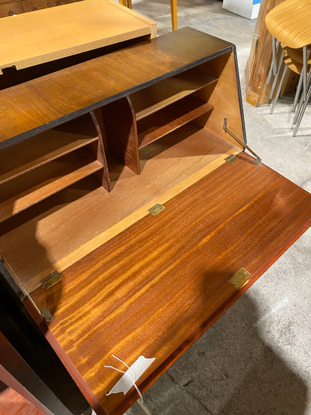 Vintage Bureau