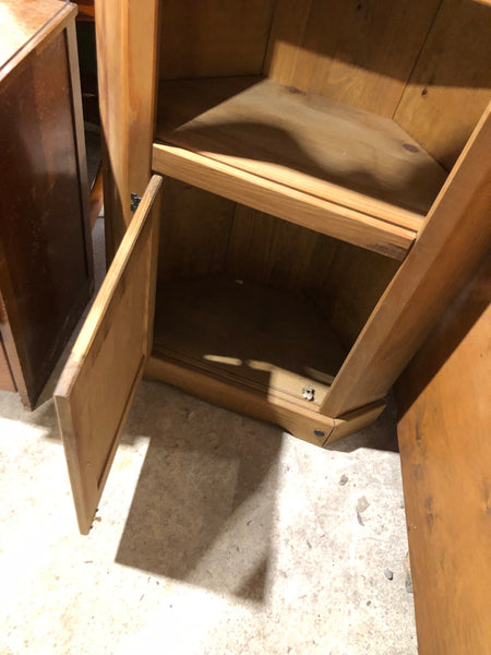 GHC - Pine Narrow Corner Unit