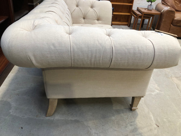 Cream Chesterfield Style Sofa